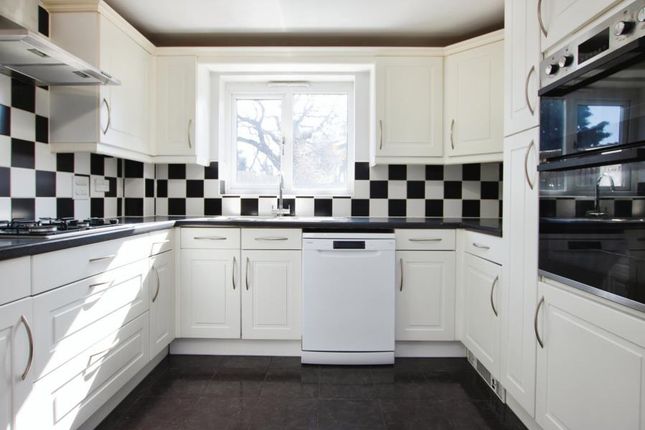 4, New Charlton Way, Bristol photo 2