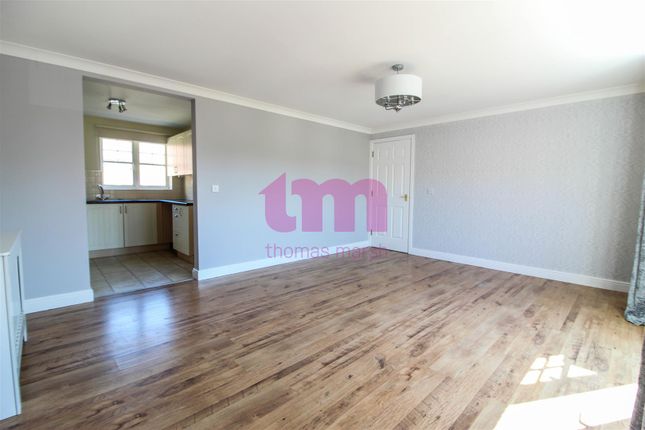33, Caspian Close, Purfleet photo 4
