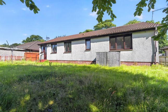 4, The Meadows, Kilwinning photo 4