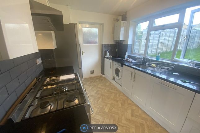 High Firs Crescent, Harpenden photo 4