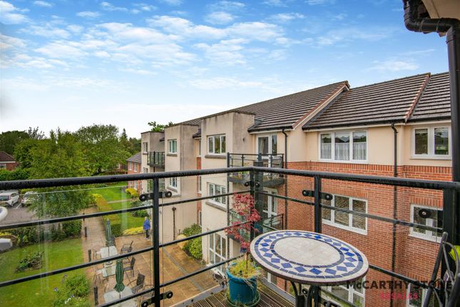 44 Waggoners Court, Legions Way, Bishop's Stortford photo 2