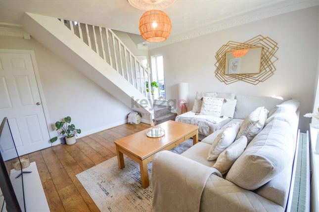 2, Westcroft Drive, Sheffield photo 2