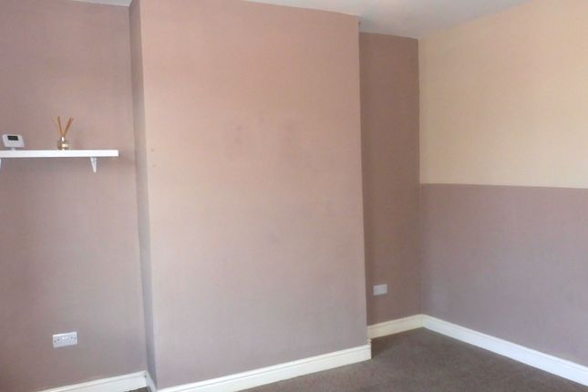 3, Howard Street, Darfield photo 2