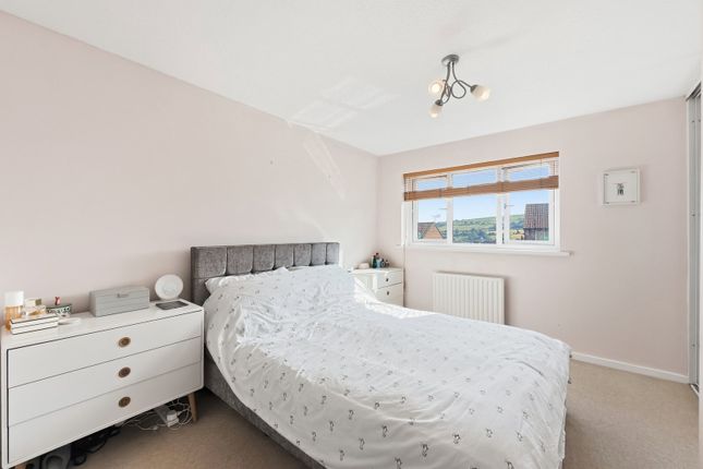15, Brynawel, Caerphilly photo 4