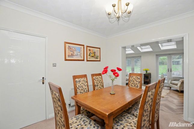 10, Fernwood, Runcorn photo 4