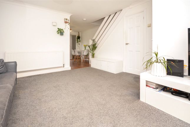 Terraced house for sale in Elizabeth Drive, Tring, Hertfordshire