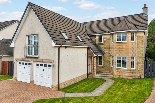 5-bed detached on 104, Old Station Court, Bothwell, £675,000