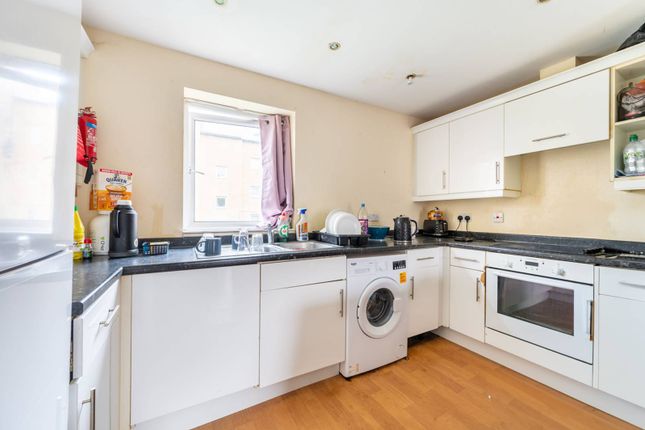 Flat for sale in Wellspring Crescent, Wembley Park, Wembley