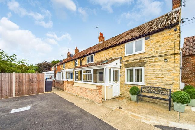 Thumbnail Cottage for sale in Daisy Cottage, Anyans Row, Ingham, Lincoln
