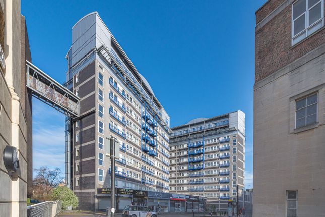 2-bed flat on The Vista Building, Woolwich, £115,000