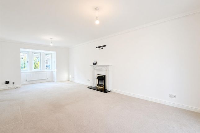 3, Rossett Gardens, Harrogate photo 4