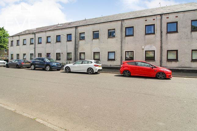 Thumbnail Flat to rent in South William Street, Johnstone