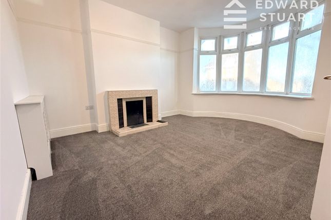 42, Alexandra Road, Cambridgeshire photo 2