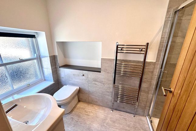 Flat 1, 8, Dowker Street, Huddersfield photo 5