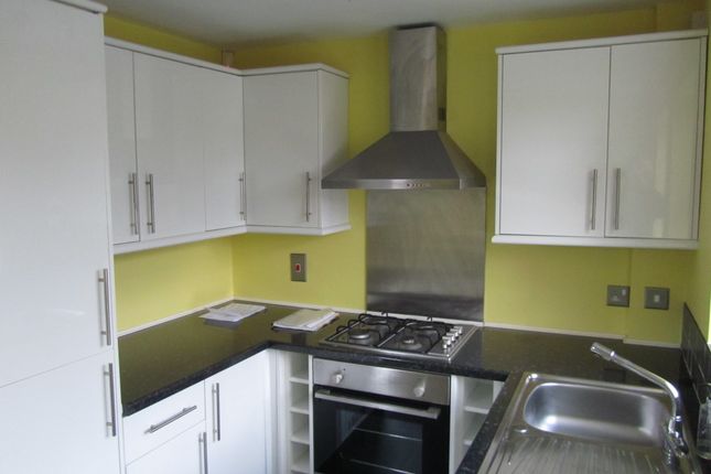 3, Cozens Close, BEDWORTH photo 4
