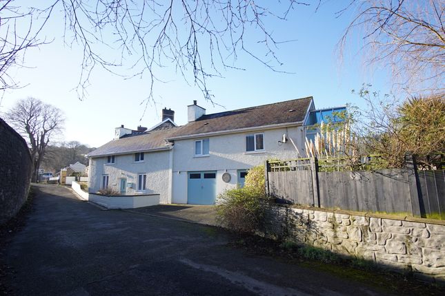 Thumbnail Cottage for sale in Vicarage Hill, Aberaeron