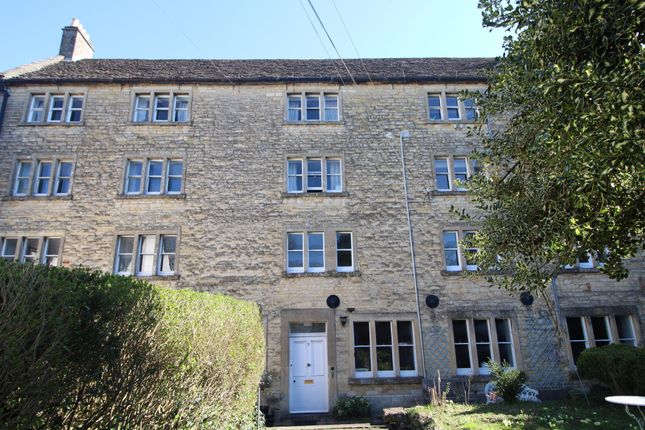 Thumbnail Flat to rent in The Green, Calne