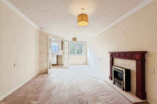 Flat 44, Pleydell Court, Pleydell Gardens, Folkestone photo 2
