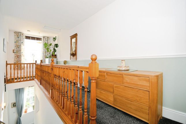 Landing Second Floor 01.Jpg