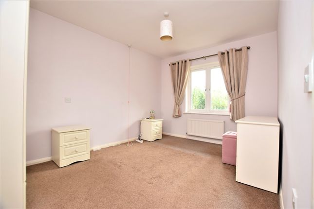 Property for sale in Carrington Way, Braintree