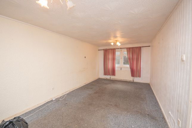 Spruce Road, Cumbernauld photo 2