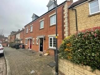 Thumbnail Town house to rent in Ulysses Road, Swindon