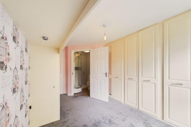 Flat for sale in Virola Court Park Road, Bloxwich, Walsall