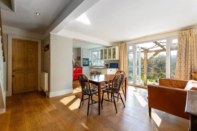 Oakridge, Mill Lane, Petersfield photo 3
