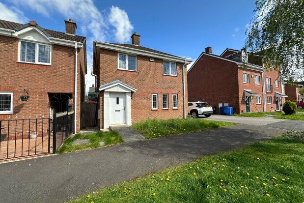 Property to rent in Bradgate Close, Warrington