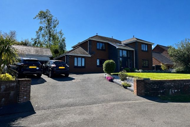 4-bed house on Ty'r Dulyn, Hafod Road, Ammanford, £575,000