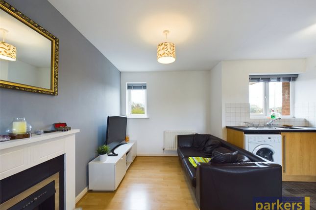 Flat for sale in Capital Point, Temple Place, Reading