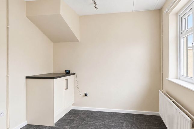12 Higher Meadow, High Bickington, Umberleigh photo 3