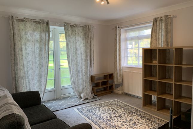Two Bedroom Ground Floor Flat In Ruislip.