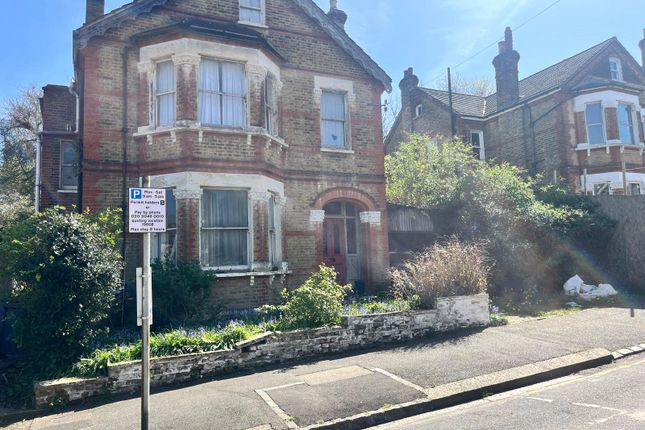 3, Dornton Road, South Croydon photo 5