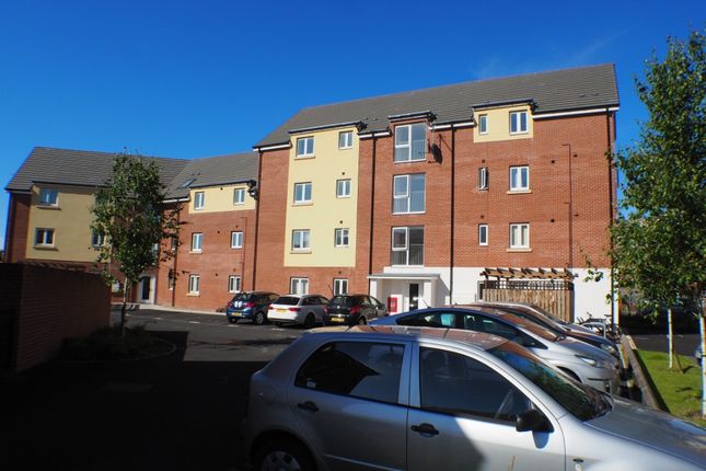 Thumbnail Flat to rent in New Cut Road, Llais Tawe, Swansea