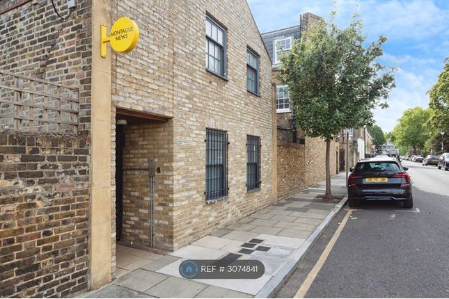 Montague Mews, Tredegar Terrace, London photo 3