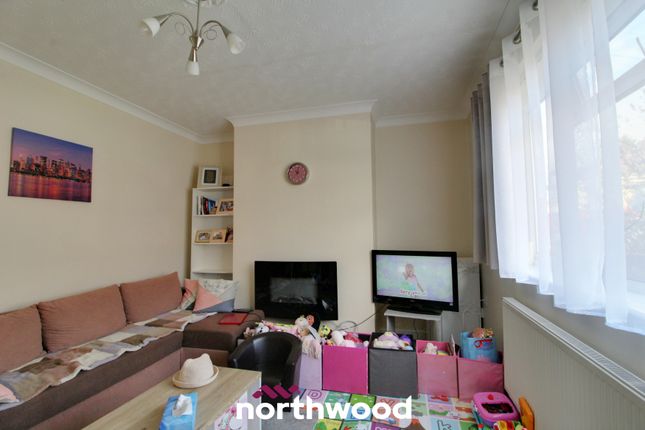 Terraced house to rent in Chester Road, Wheatley, Doncaster