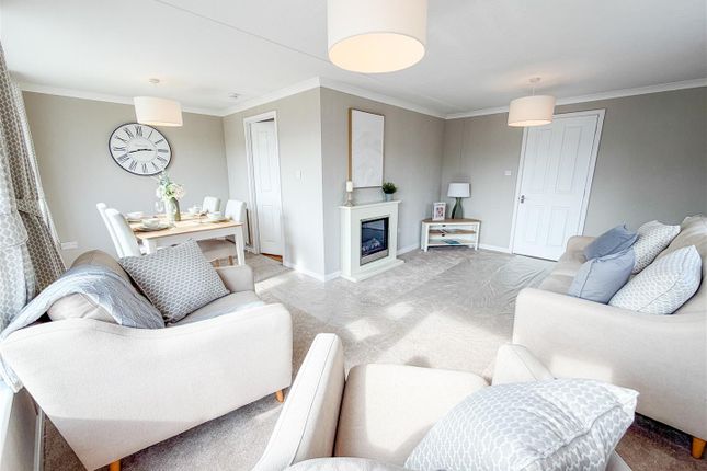1-66, Sandpiper Gardens, Sacketts Grove, Clacton-on-Sea photo 4