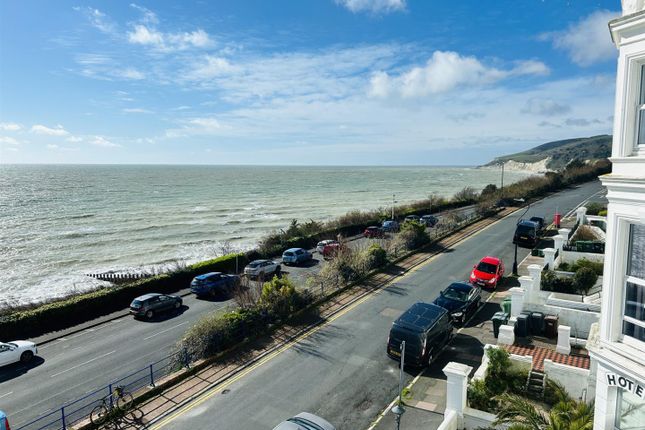 Flat 4, Highcliff Court, 7 South Cliff, Eastbourne photo 4