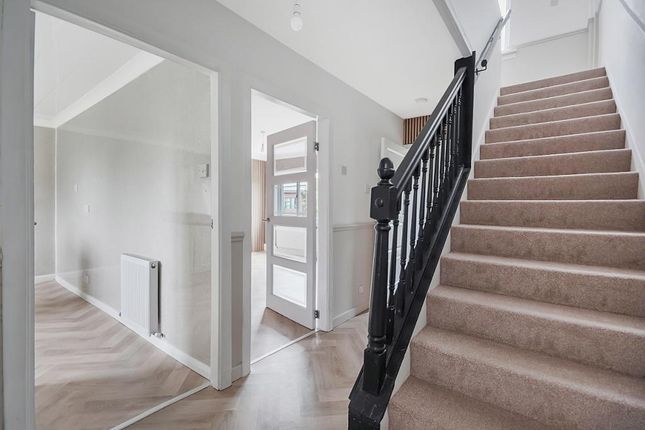 32, Pentland Road, Chryston photo 4