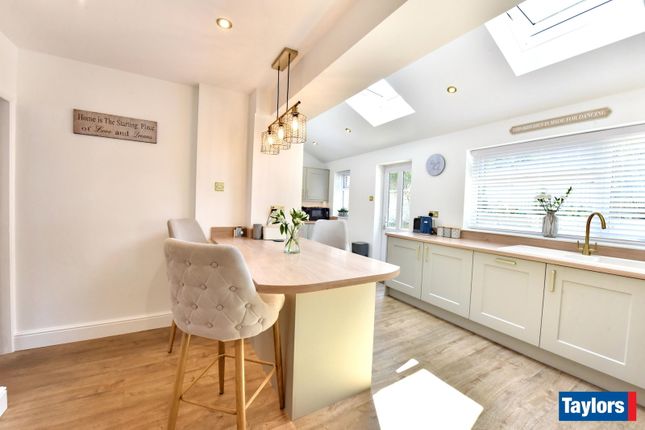 5, Mellowdew Road, Stourbridge photo 3