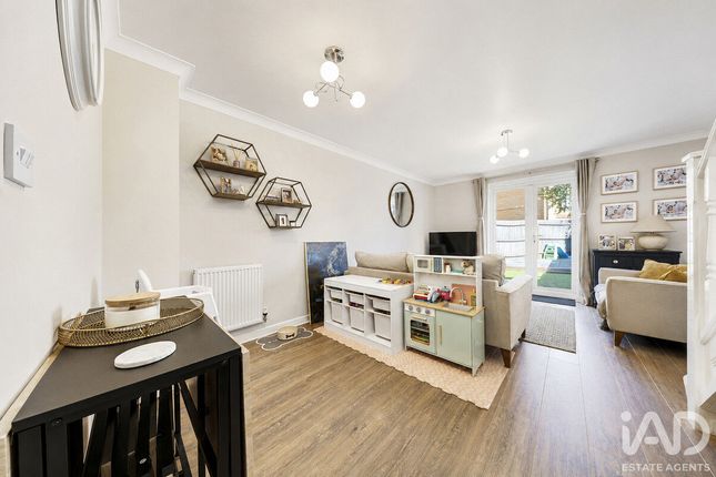 25, Teal Avenue, Ely photo 4