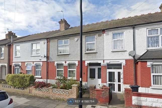 Thumbnail Detached house to rent in Kingsway, Enfield