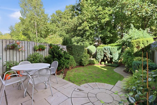 60, Wain Avenue, Chesterfield photo 3
