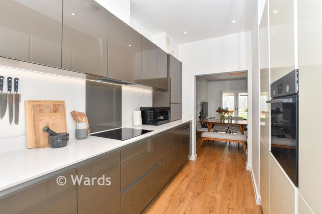6, Green Mews, Ashford photo 4