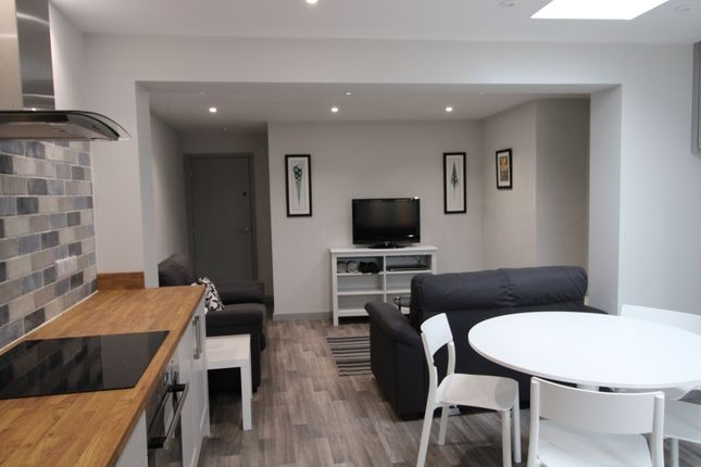 120, Bath Road, Bridgwater photo 2