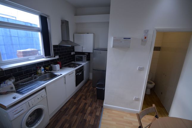 Thumbnail Terraced house to rent in Chapeltown Road, Leeds