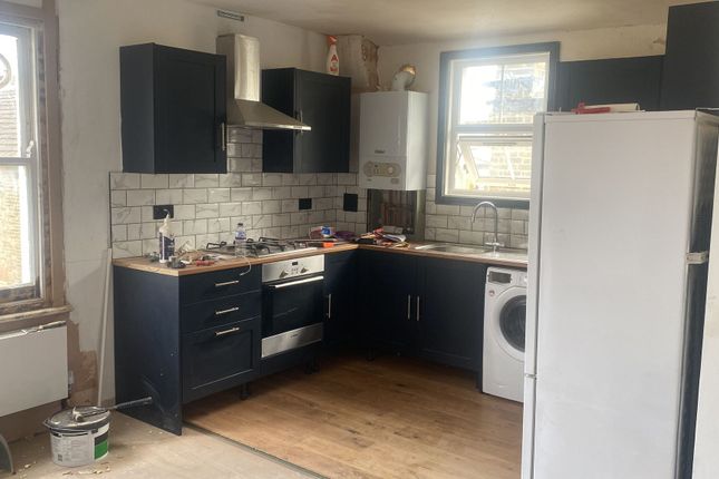 Thumbnail Flat to rent in Cato Road, London