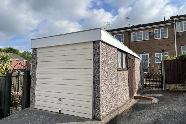 61 Gleneagles Drive, Arnold, Nottingham photo 2