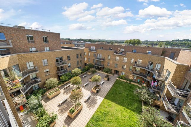 Thumbnail Flat for sale in Candish Court, Hornsey